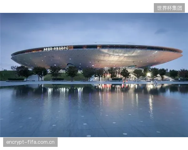 上海梅赛德斯-奔驰文化中心升级智能照明，呈报符合国际转播标准的调光曲线